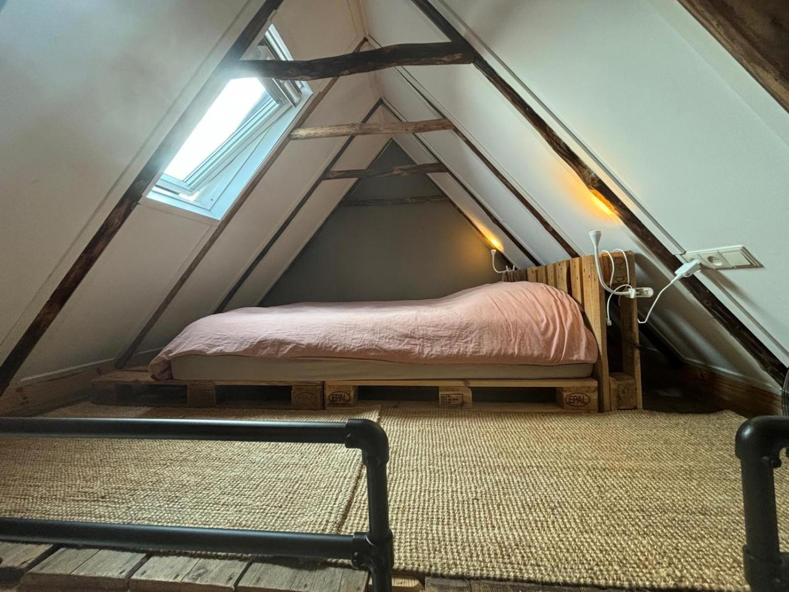 Вилла Tiny House De Smederij Peize Экстерьер фото
