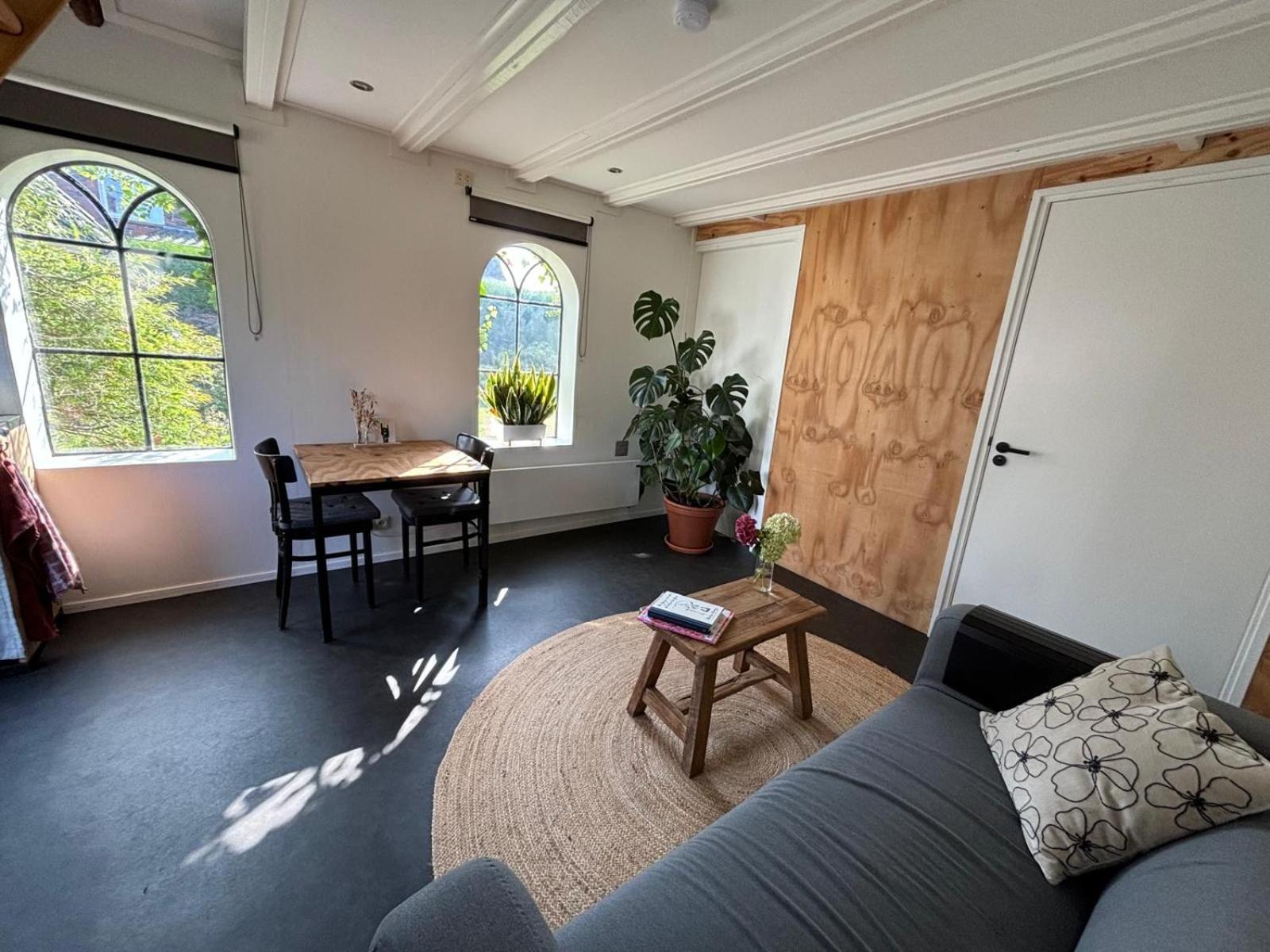 Вилла Tiny House De Smederij Peize Экстерьер фото